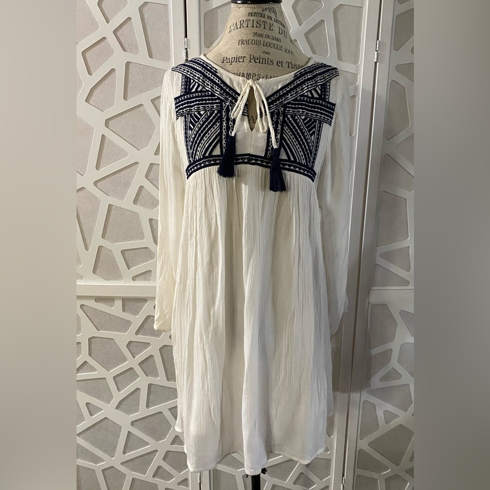 NWOT Mango Women’s White Dress in size 2
